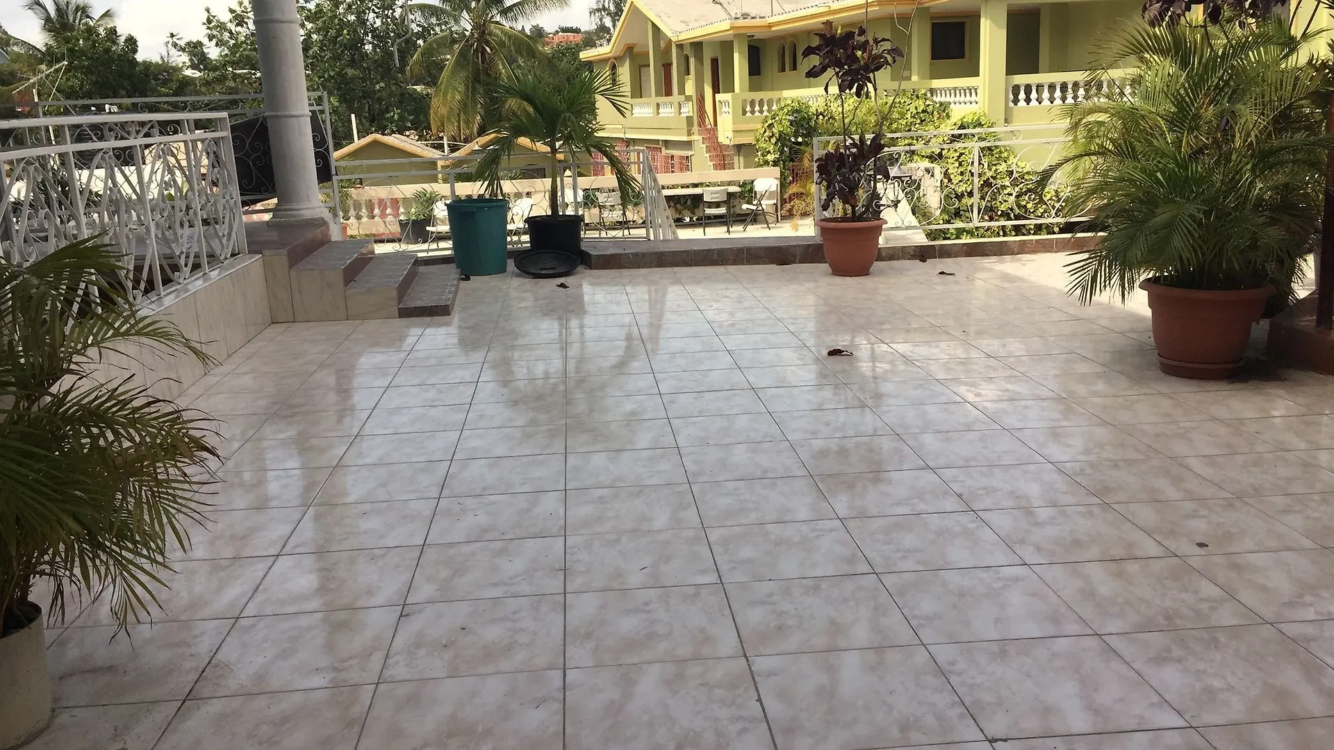 Paradis Hotel Pétionville 3*,  Haïti